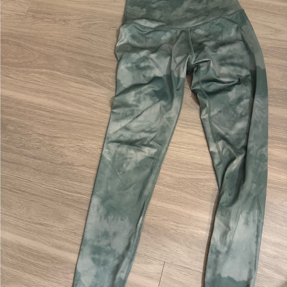 Beyond Yoga Sage Green Leggings
